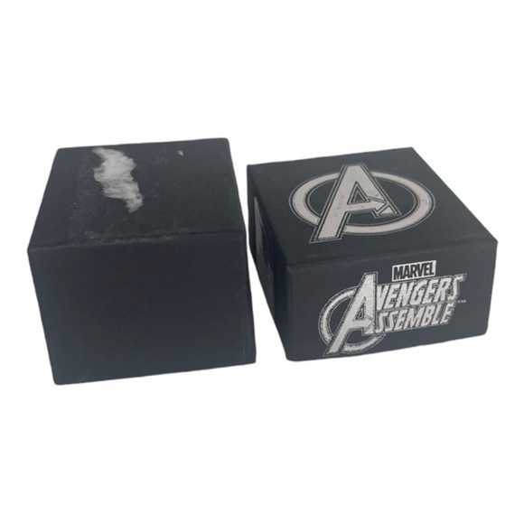 Marvel Avengers Cufflinks Captain America silver star red and blue - Picture 5 of 13